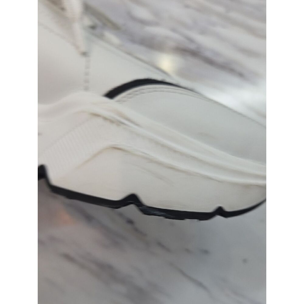 Dolce & Gabbana White and Black Platform Sneakers - Picture 12 of 16